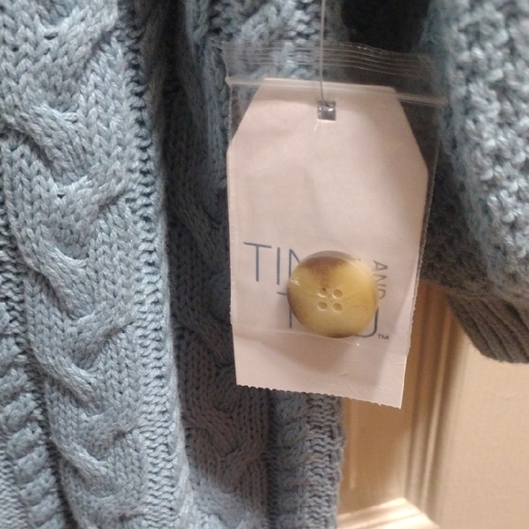 Time and Tru Light Blue Cable Knit Sweater - Picture 7 of 7
